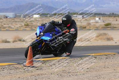 media/Dec-17-2022-SoCal Trackdays (Sat) [[224abd9271]]/Turn 9 Inside (1pm)/